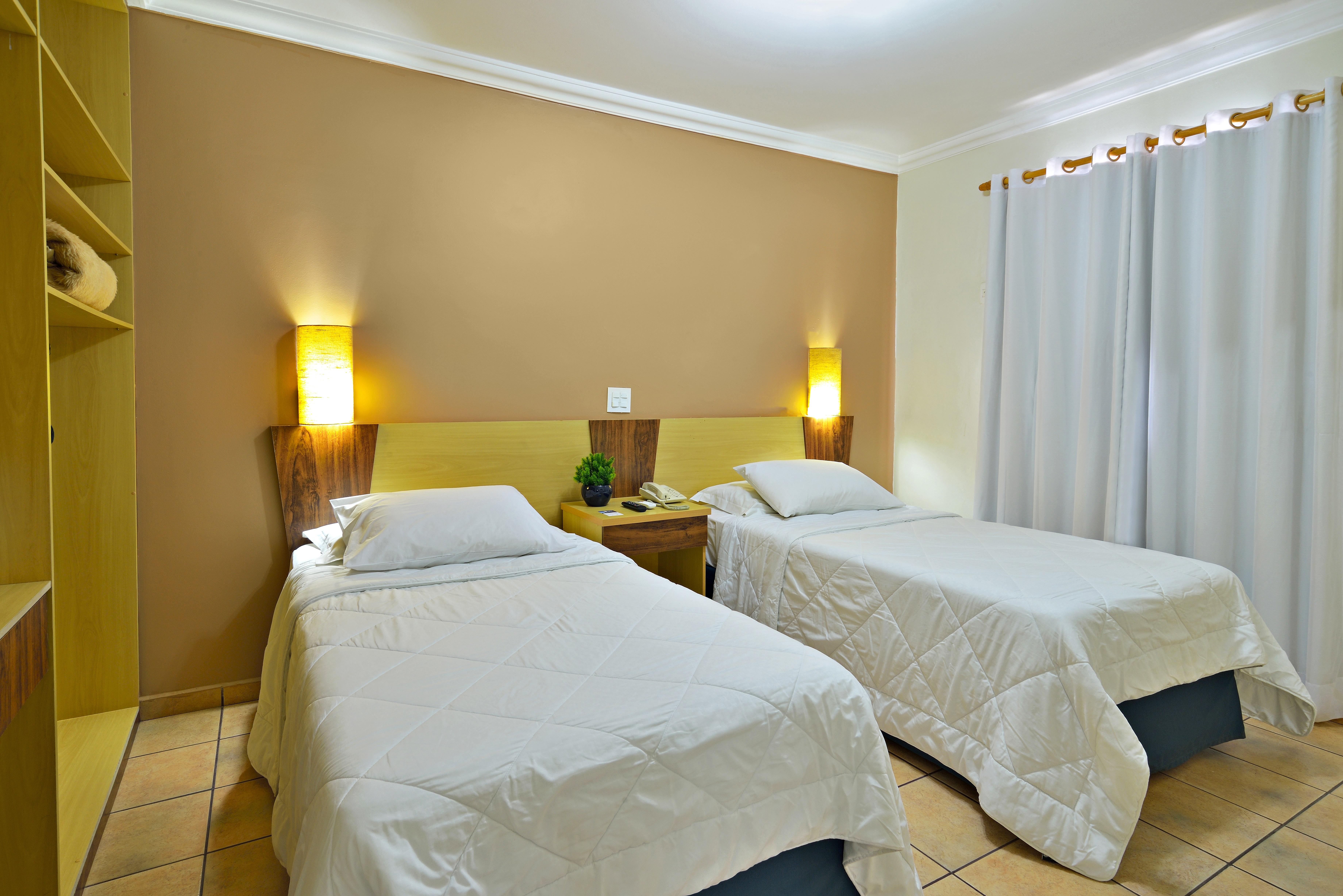 Plaza Flat Hotel