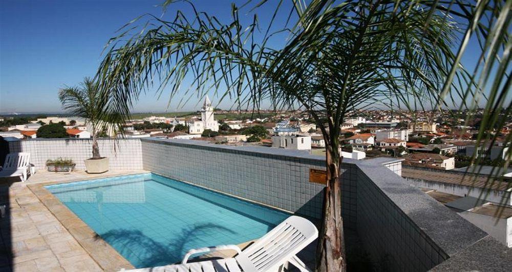 Plaza Flat 4*