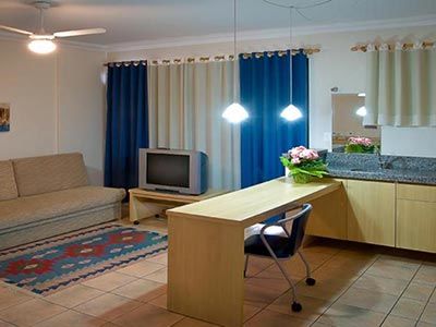 Hotel Plaza Flat 4*