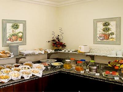 Plaza Flat Hotel 4*